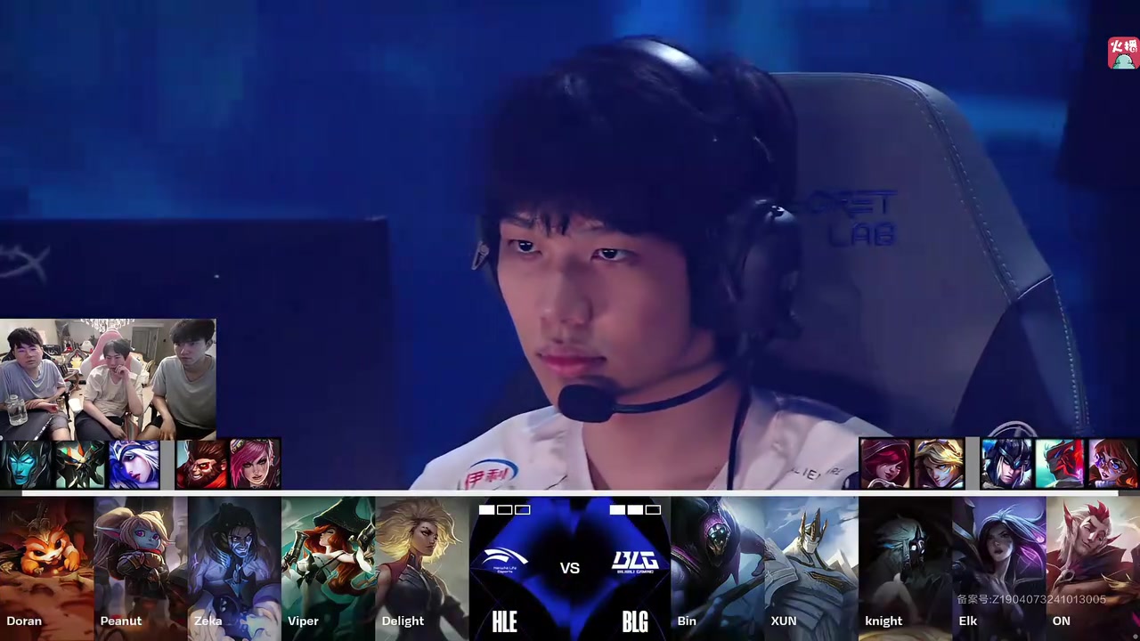 在赛场上展 在赛场上展