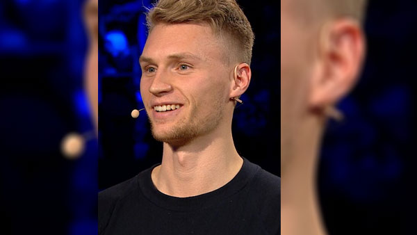 他帮助球队 他帮助球队