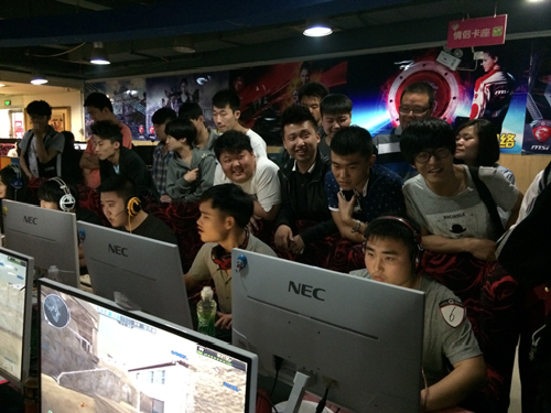 谁将脱颖而 谁将脱颖而