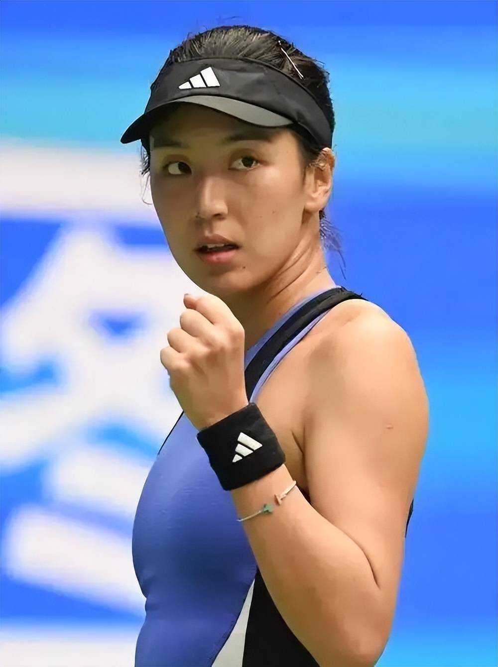 周冠宇